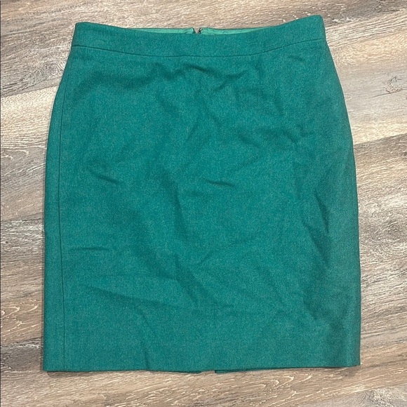 J. Crew Dresses & Skirts - J. Crew Green Mini Pencil Skirt for Work